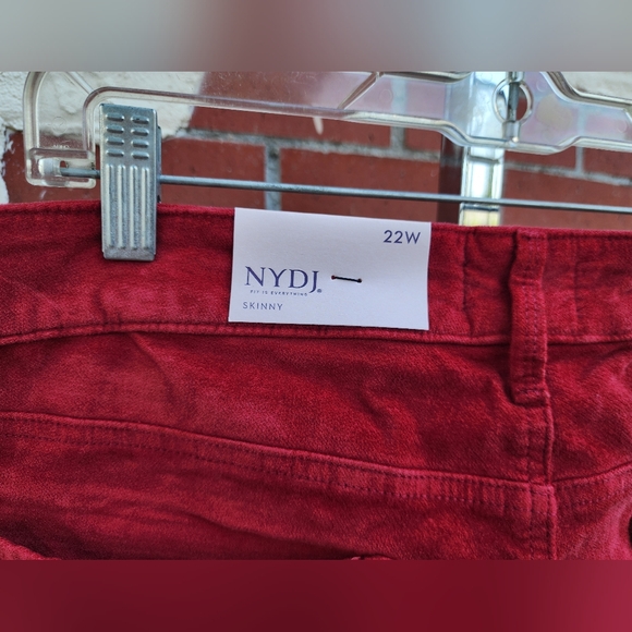 $125 New 22W NYDJ Ami skinny tummy control red velvet twist hem jeans pants - Picture 10 of 16
